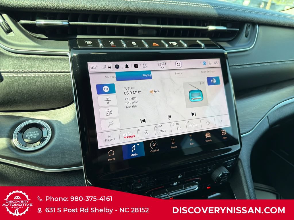 Used 2022 Jeep Grand Cherokee Limited AWD/4WD image 19