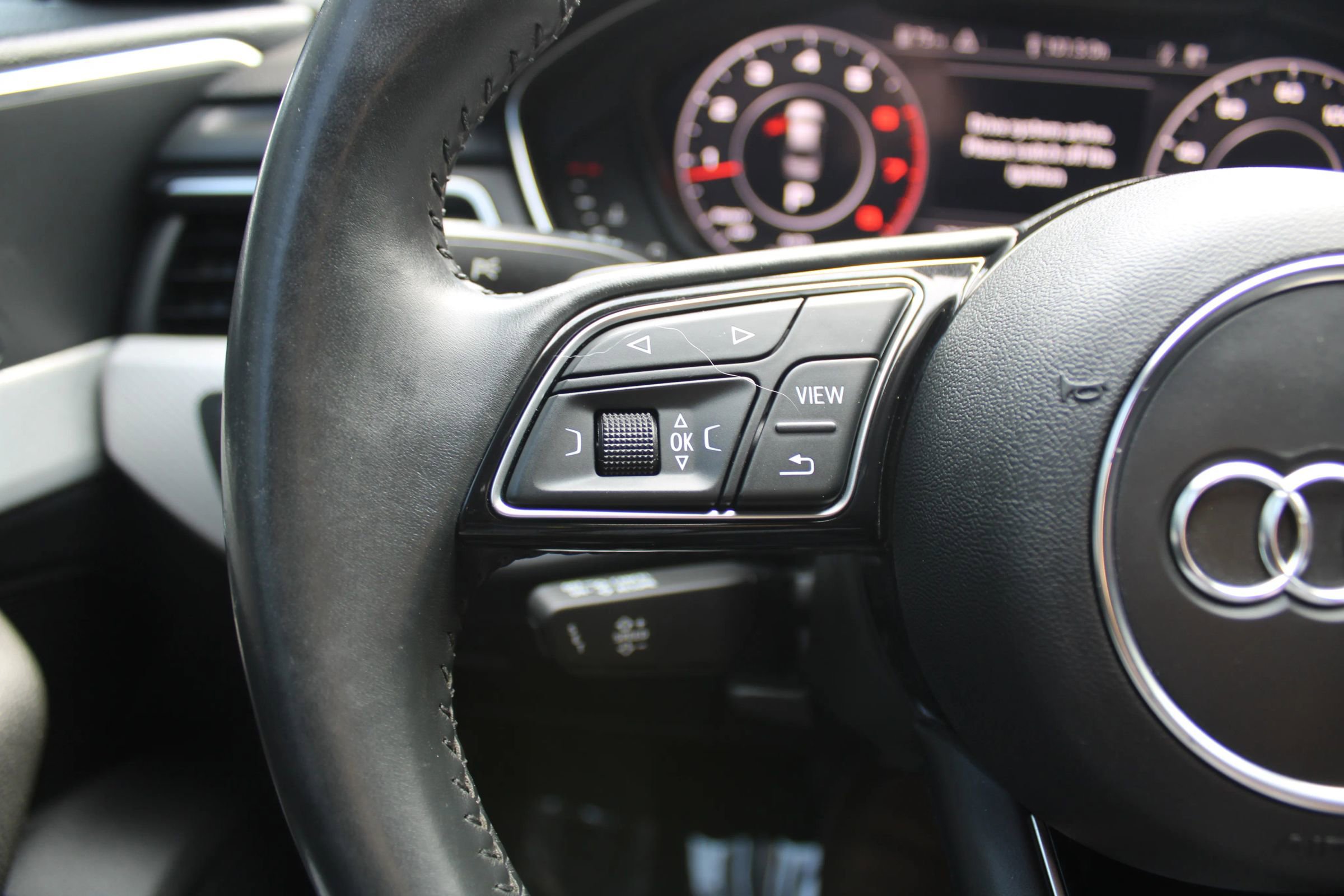 Used 2018 Audi A4 2.0T Ultra Premium image 14