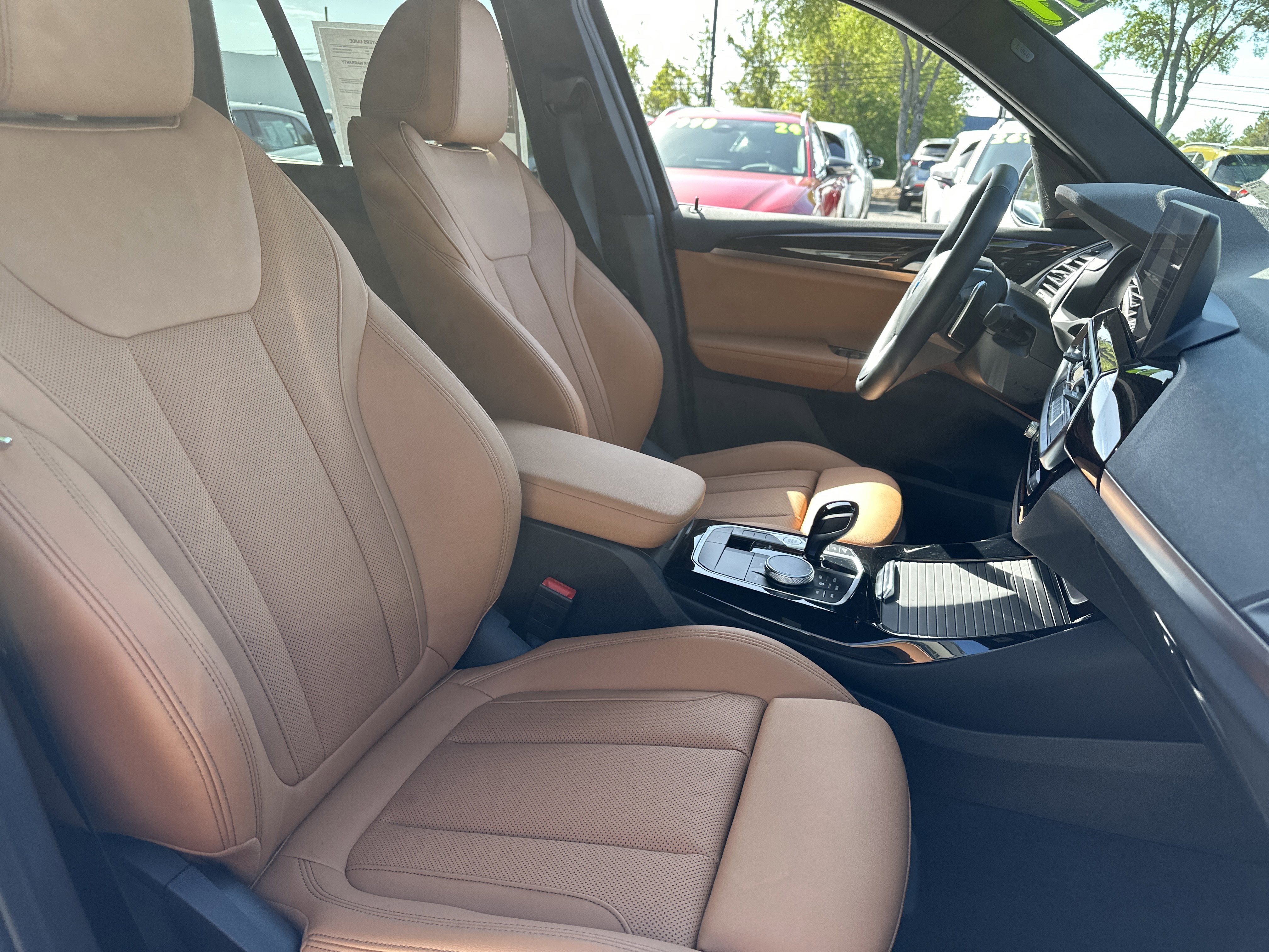 Used 2024 BMW X3 xDrive30i w/ Premium Package w/ZPA image 13