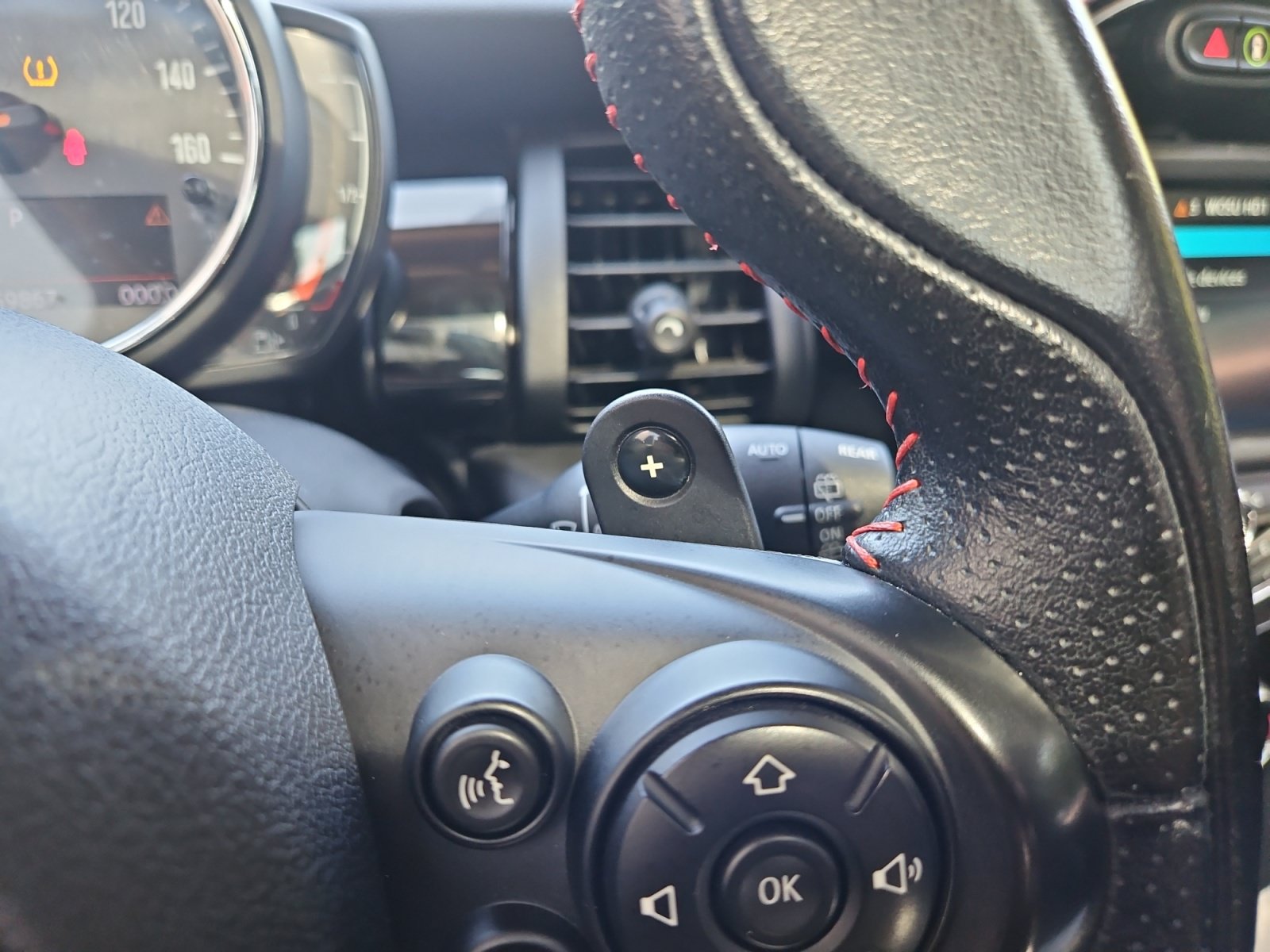 Used 2019 MINI Cooper S w/ Premium Package FWD image 22