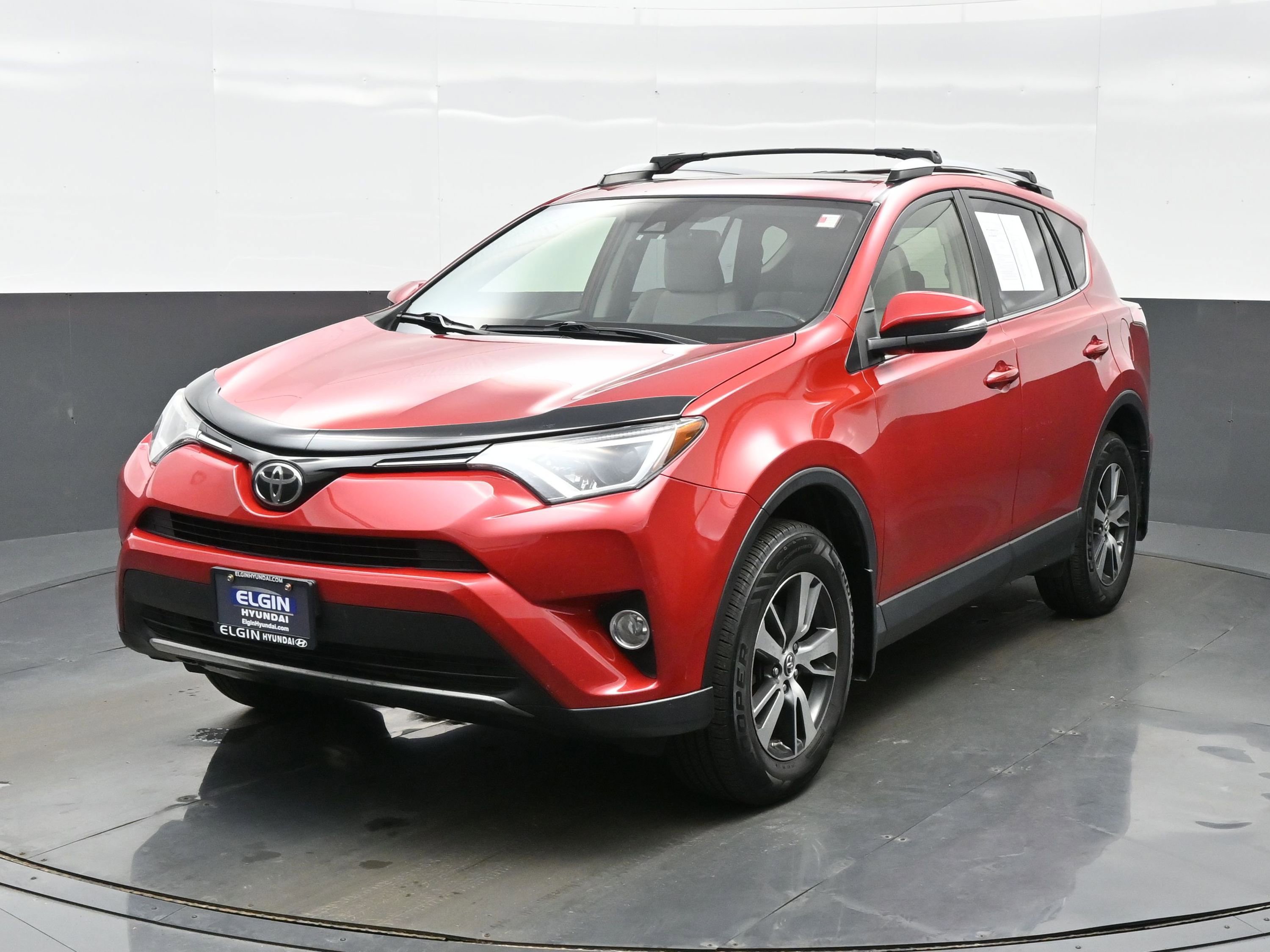 Used 2017 Toyota RAV4 XLE w/ Plus Special Value Package AWD/4WD image 2
