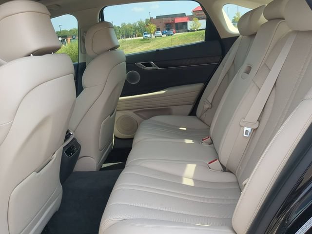Used 2023 Genesis G80 2.5T w/ Advanced Package RWD image 12