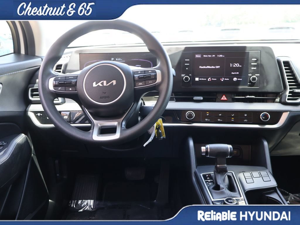 Used 2023 Kia Sportage LX FWD image 19