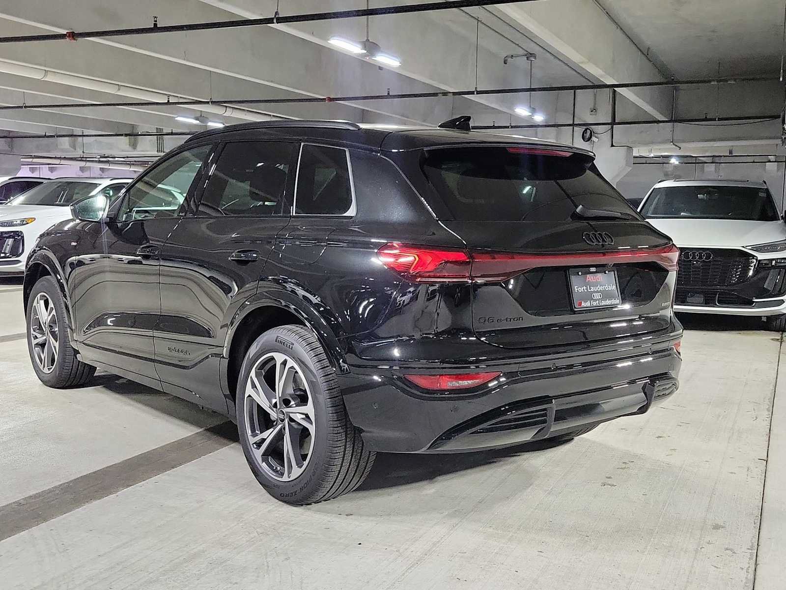 New 2027 Audi Q6 e-tron Premium Plus AWD/4WD image 3