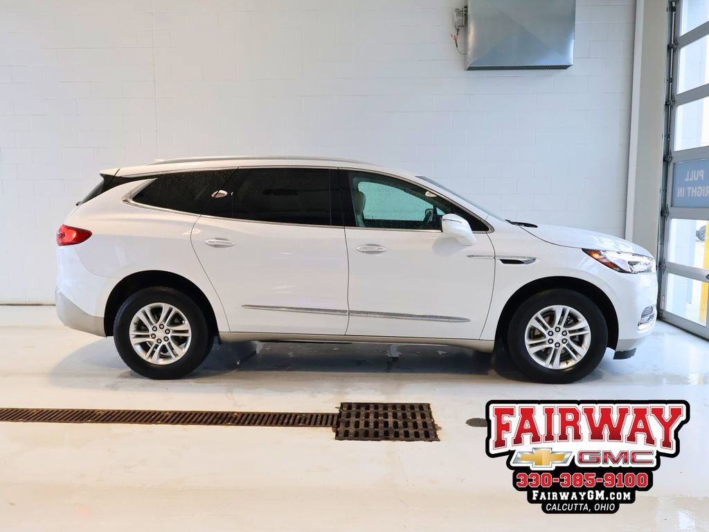 Used 2021 Buick Enclave Essence w/ Sound and Sites Package image 1
