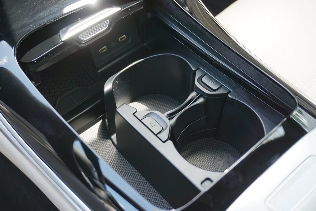 Certified 2025 Mercedes-Benz C 300 Sedan image 39