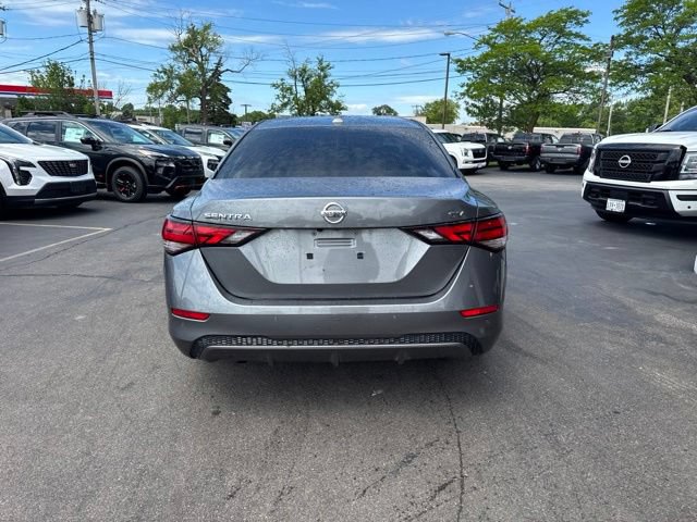 Used 2020 Nissan Sentra SV w/ Lighting Package FWD image 3