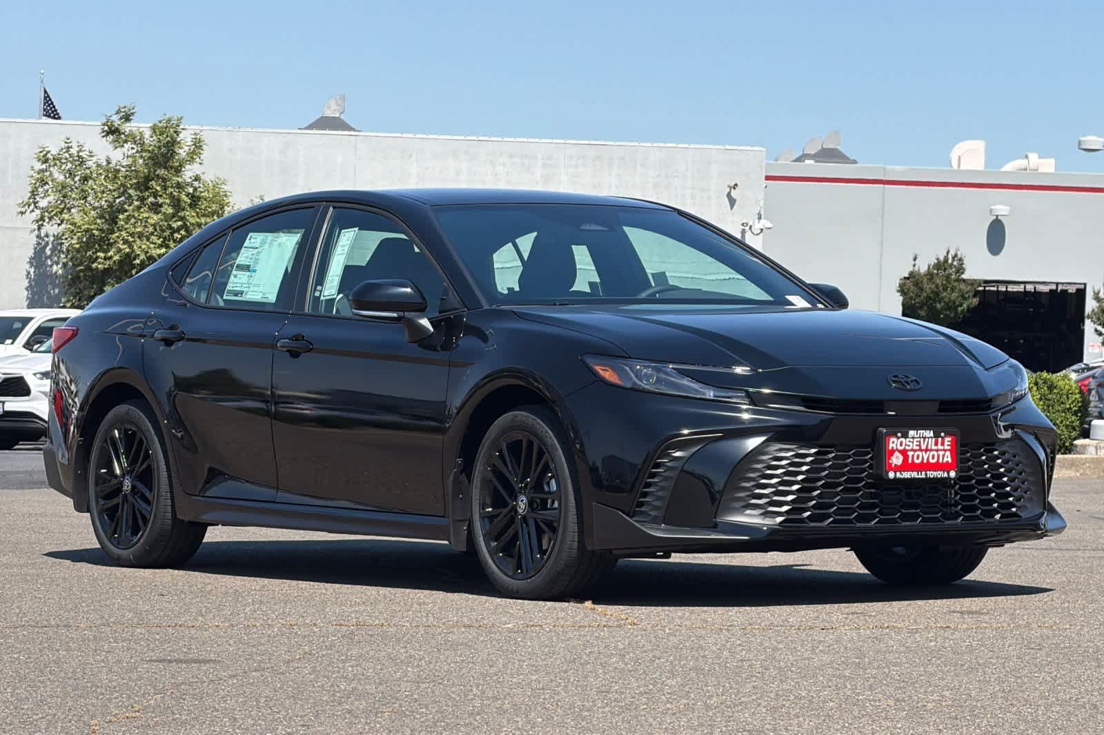 New 2026 Toyota Camry SE AWD/4WD image 9