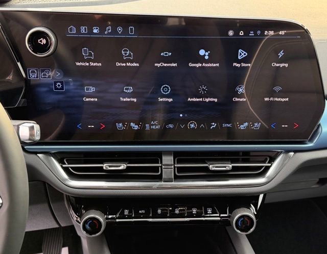 New 2026 Chevrolet Equinox EV LT image 4