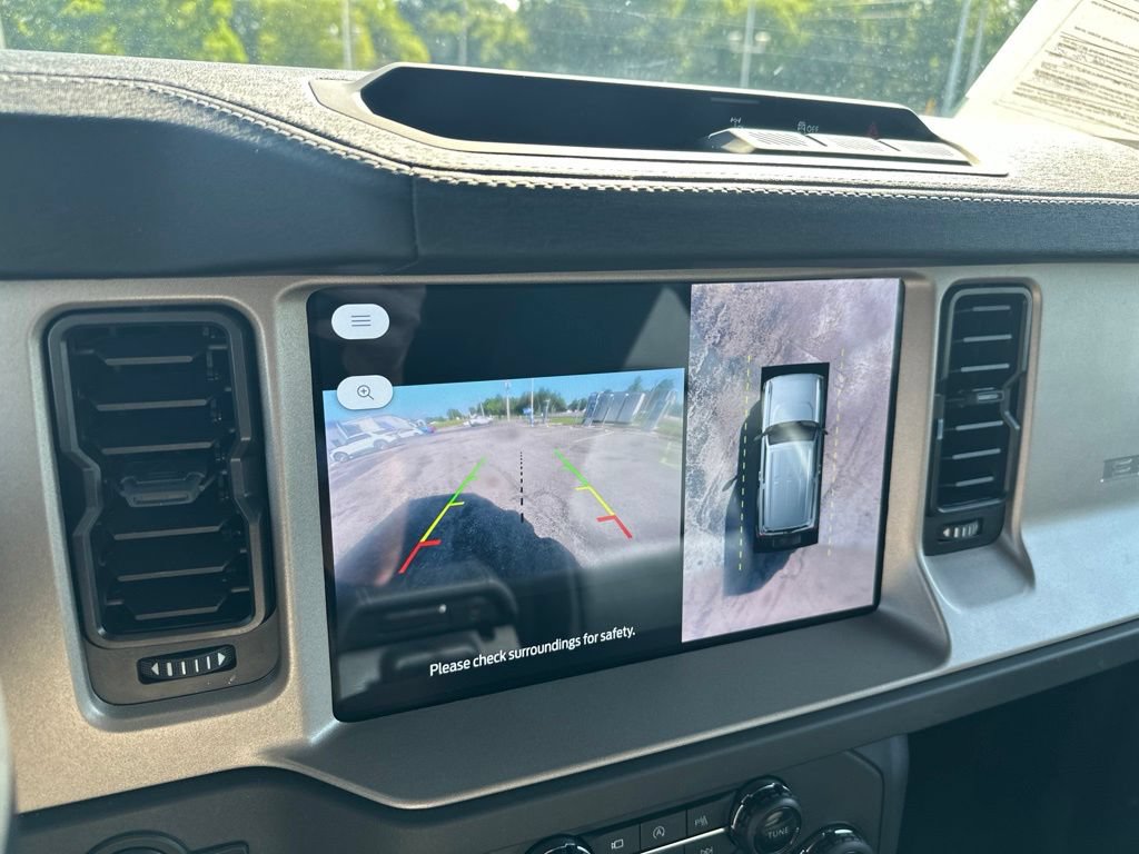 Used 2025 Ford Bronco Outer Banks AWD/4WD image 26