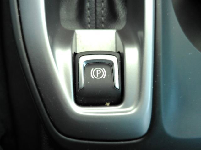 Used 2025 Chevrolet Trax LS w/ LS Convenience Package image 42