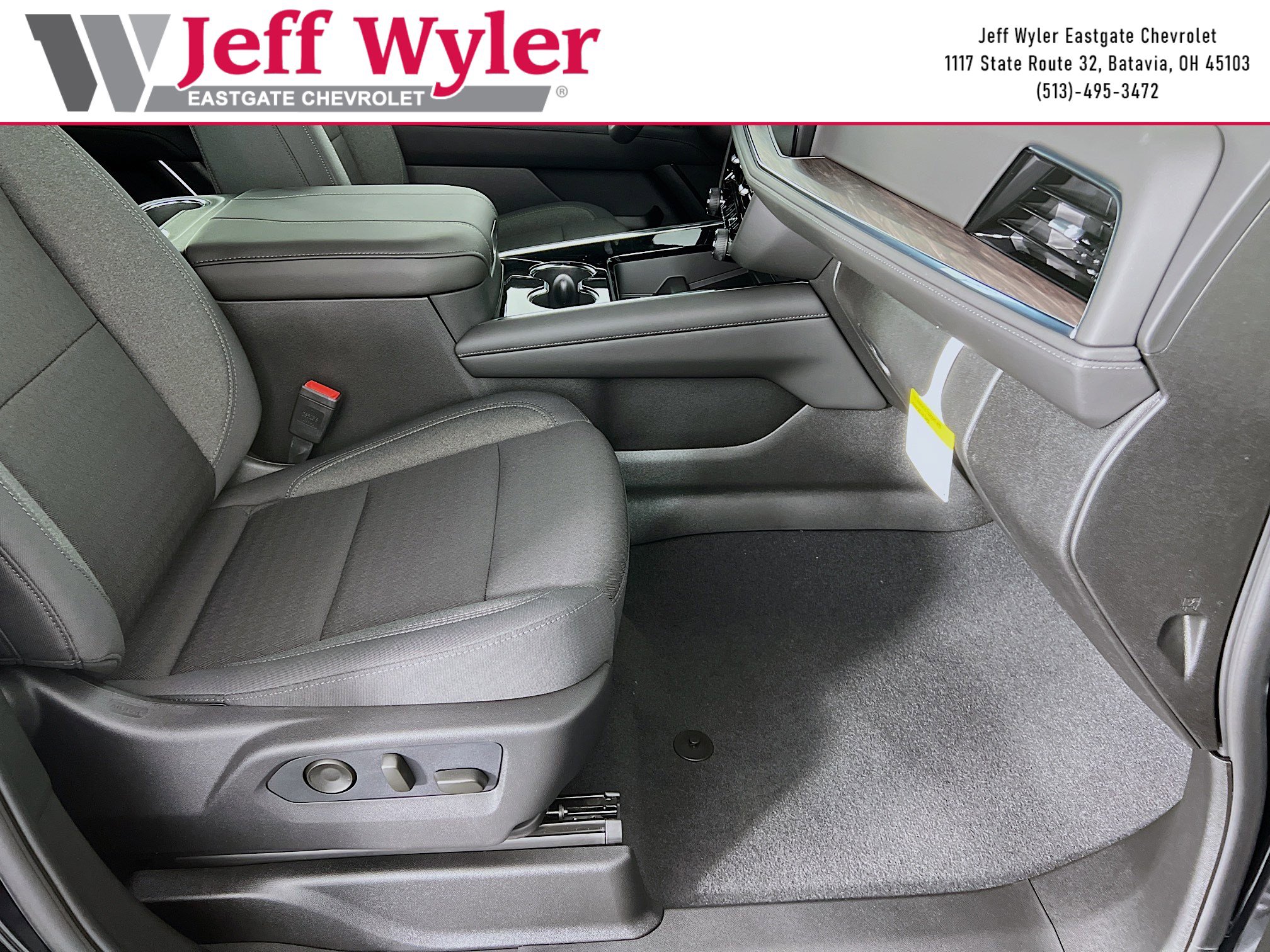 New 2026 Chevrolet Suburban LS w/ LPO, Dark Essentials Package image 23