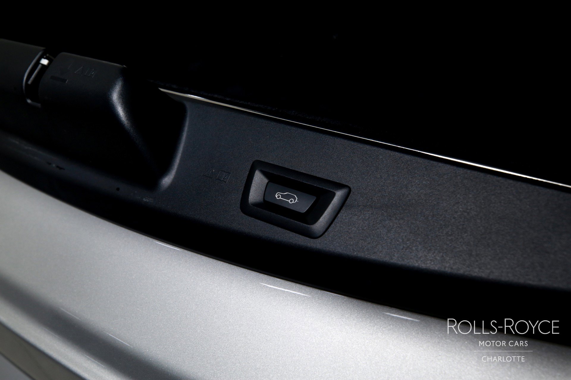 Used 2021 Rolls-Royce Cullinan image 26