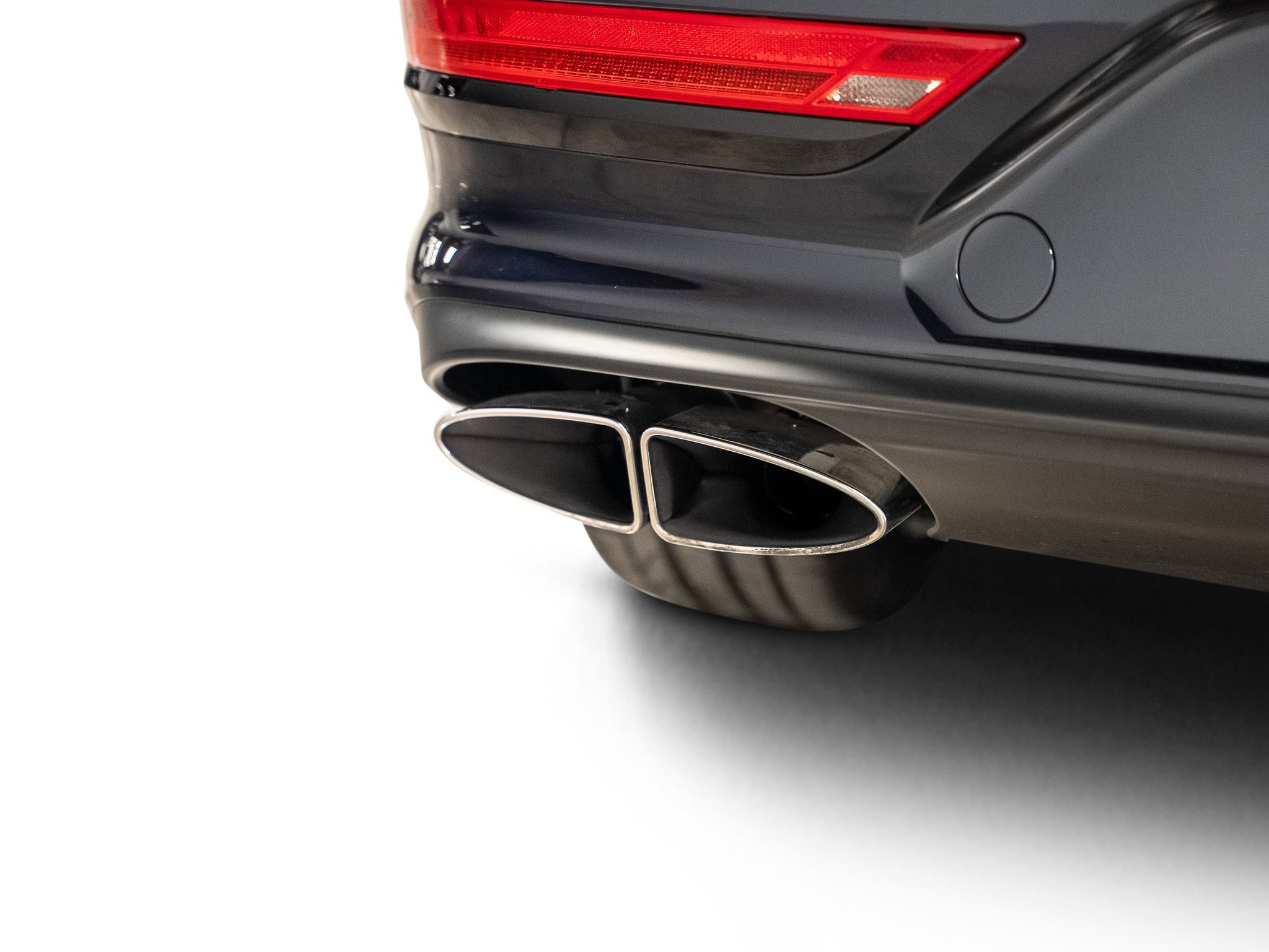 Used 2022 Bentley Bentayga image 26