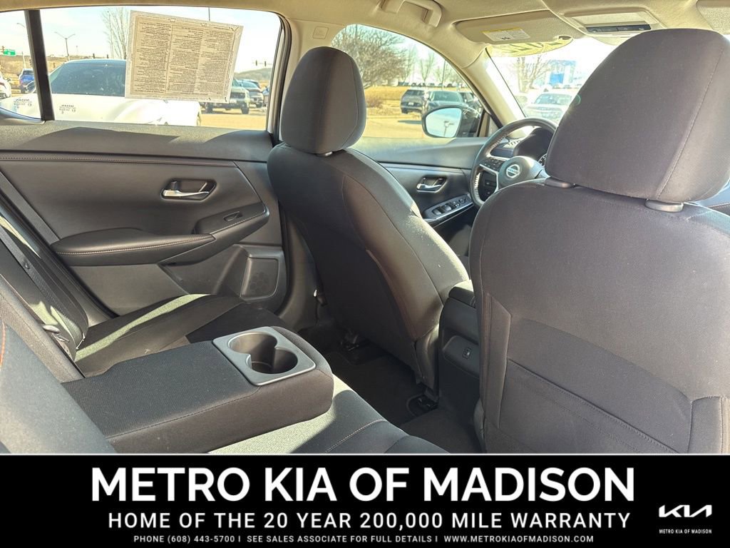 Used 2022 Nissan Sentra SR w/ Midnight Edition image 33