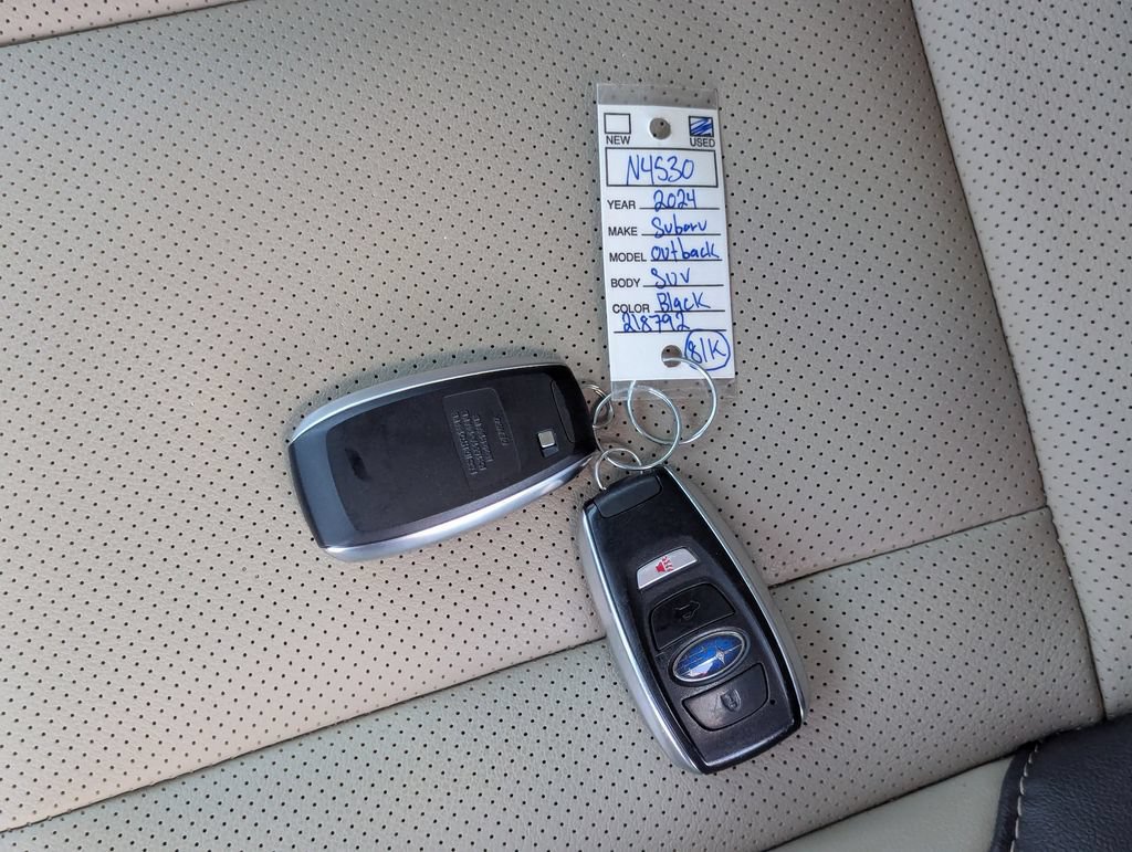 Used 2024 Subaru Outback Limited AWD/4WD image 39