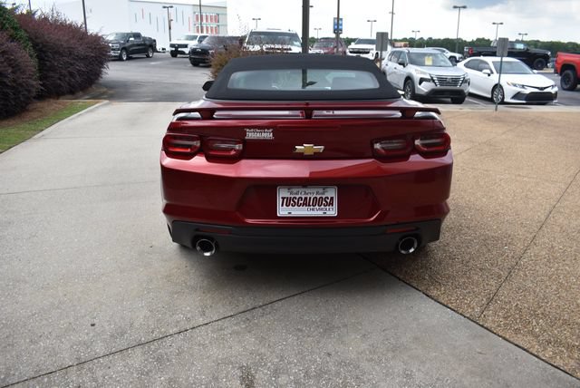 Used 2023 Chevrolet Camaro LT w/ Technology Package RWD image 7