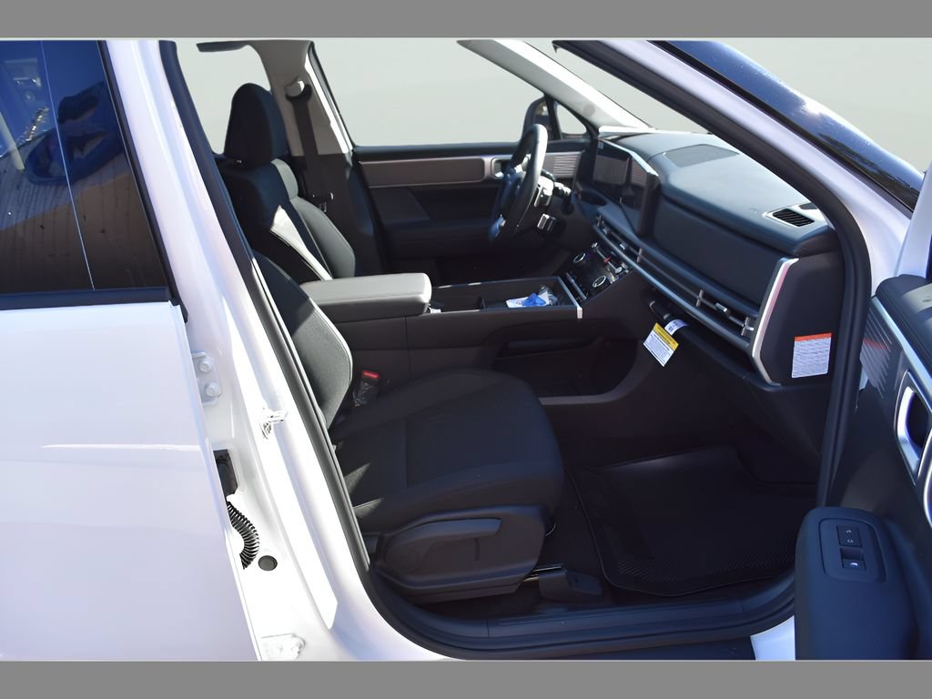 New 2026 Hyundai Santa Fe SE FWD image 13