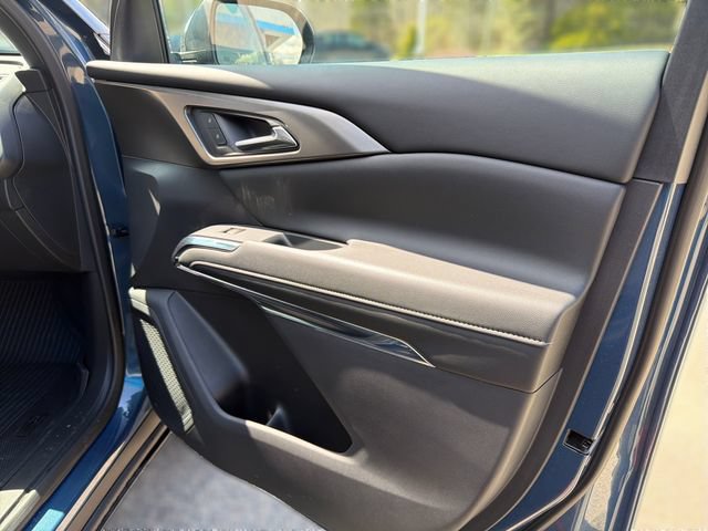 New 2026 Chevrolet Traverse LT w/ Driver Confidence Package FWD image 21