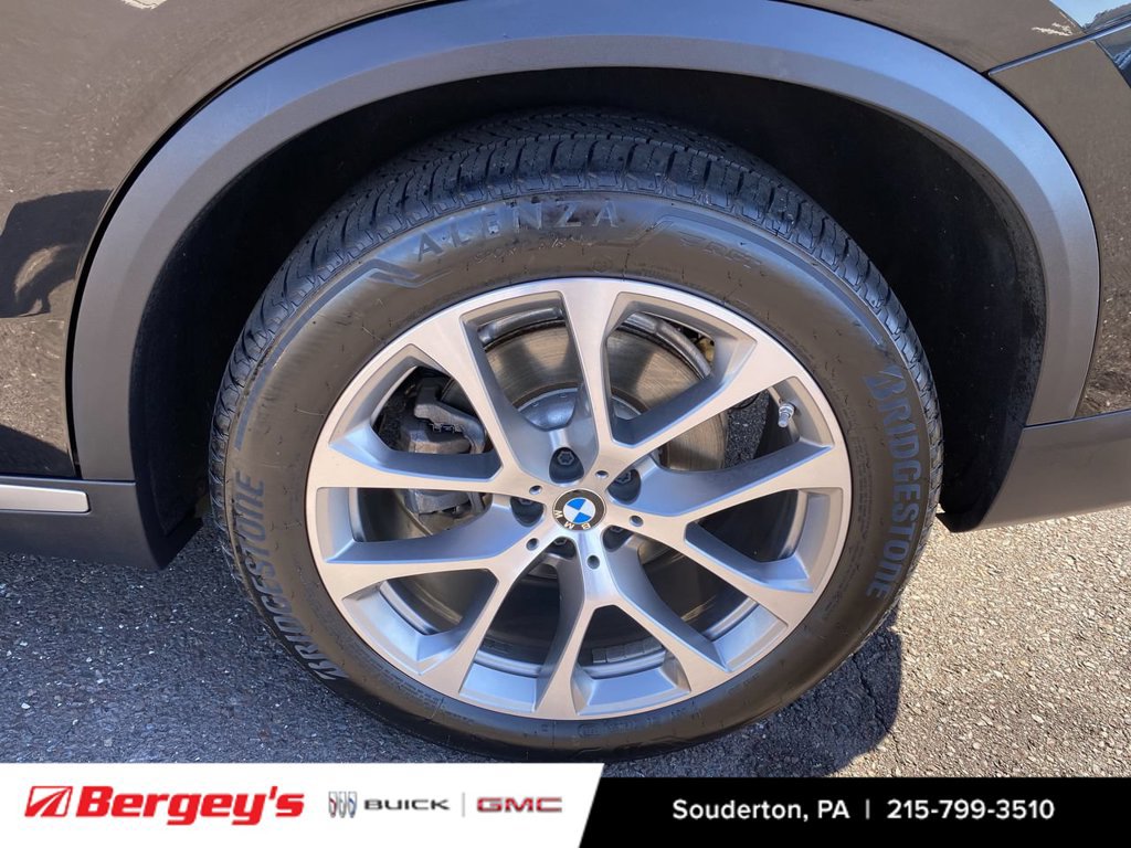 Used 2019 BMW X5 xDrive40i w/ Premium Package 2 AWD/4WD image 37