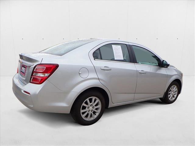 Used 2017 Chevrolet Sonic LT image 4