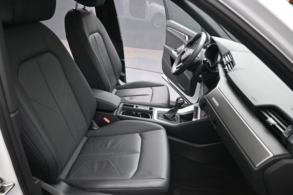 Used 2025 Audi Q3 2.0T Premium AWD/4WD image 27
