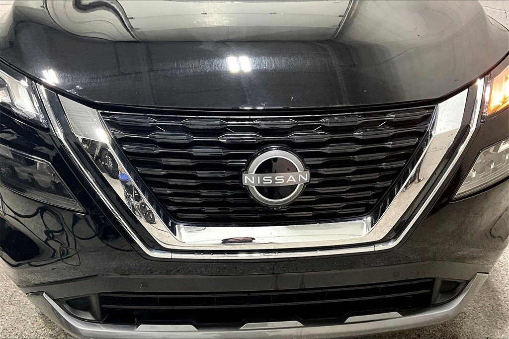 Used 2023 Nissan Rogue SL w/ SL Premium Package image 32
