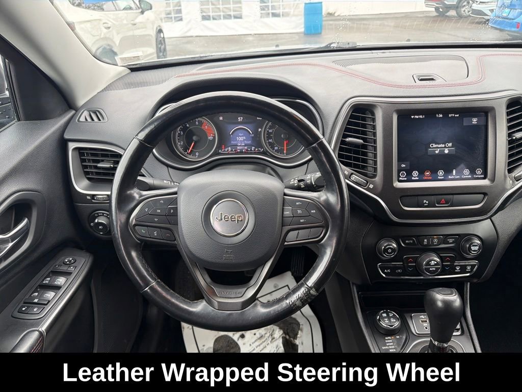 Used 2020 Jeep Cherokee Trailhawk w/ Cold Weather Group image 17