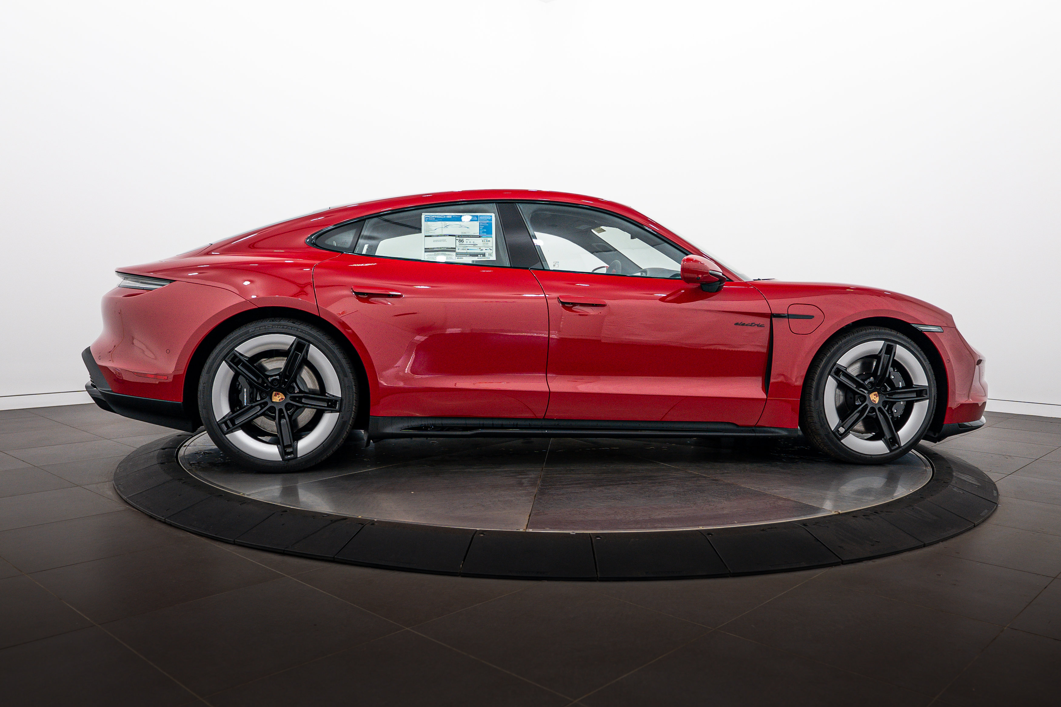 New 2026 Porsche Taycan GTS AWD/4WD image 8