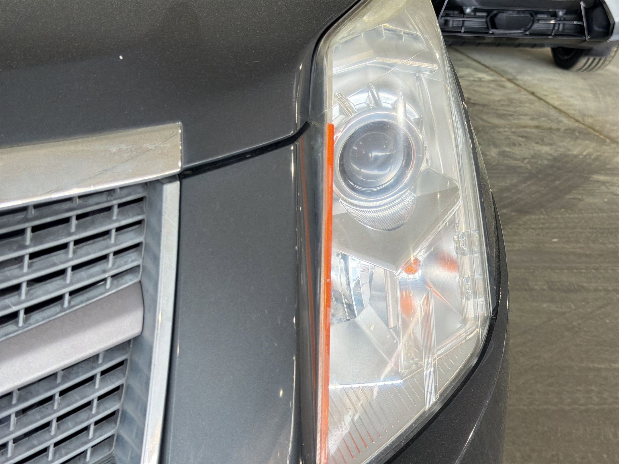 Used 2010 Cadillac SRX Luxury image 9