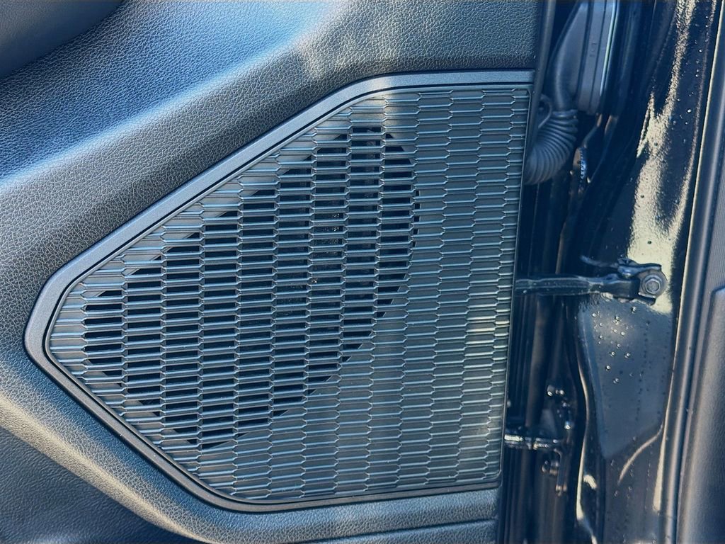 Used 2024 Jeep Grand Cherokee Limited image 27