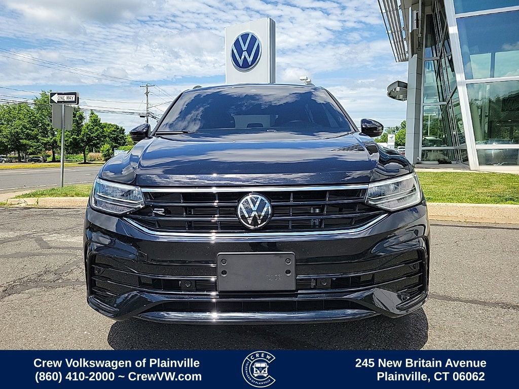 Certified 2024 Volkswagen Tiguan SE R-Line AWD/4WD image 22