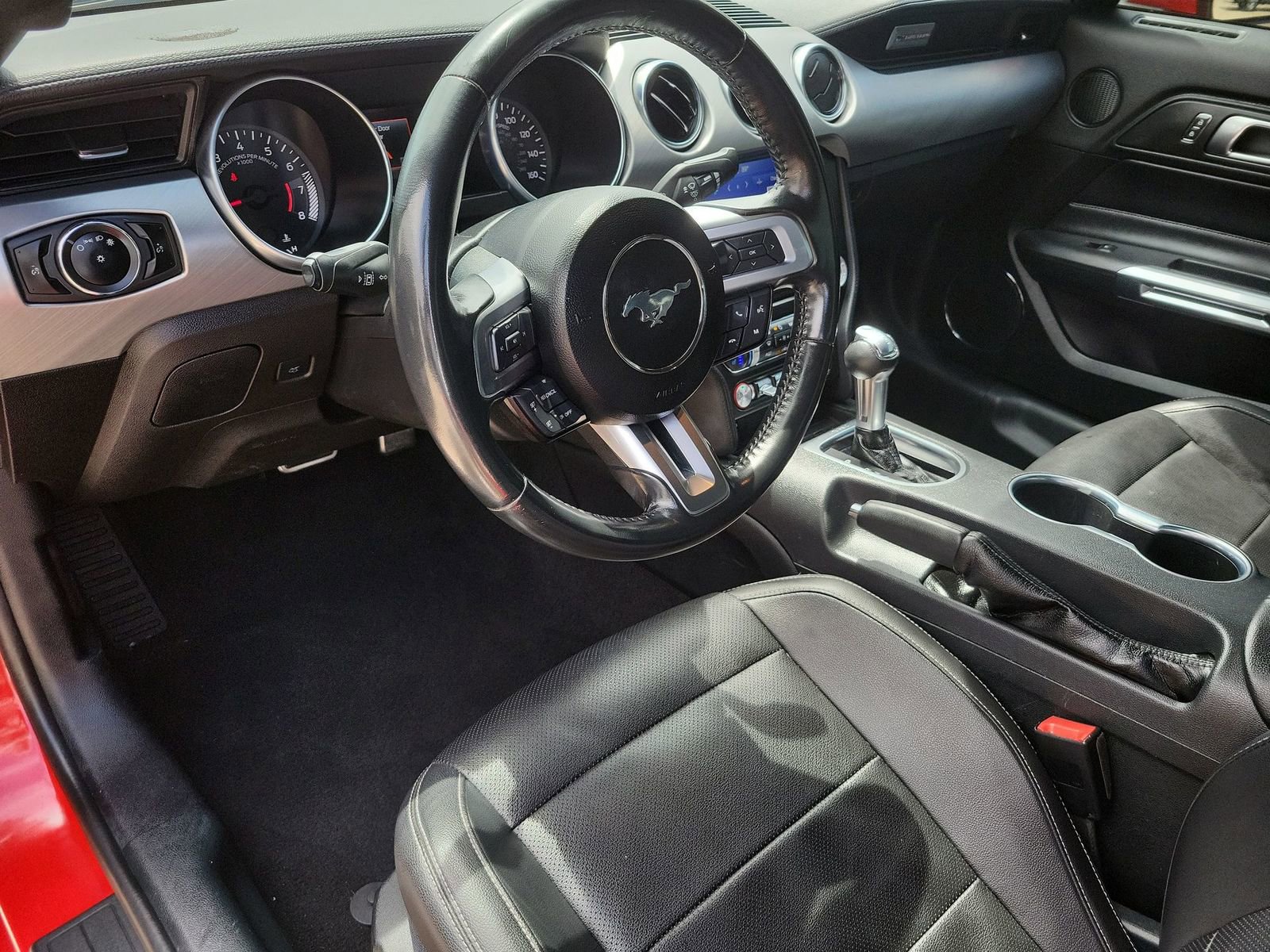 Used 2023 Ford Mustang Premium RWD image 10