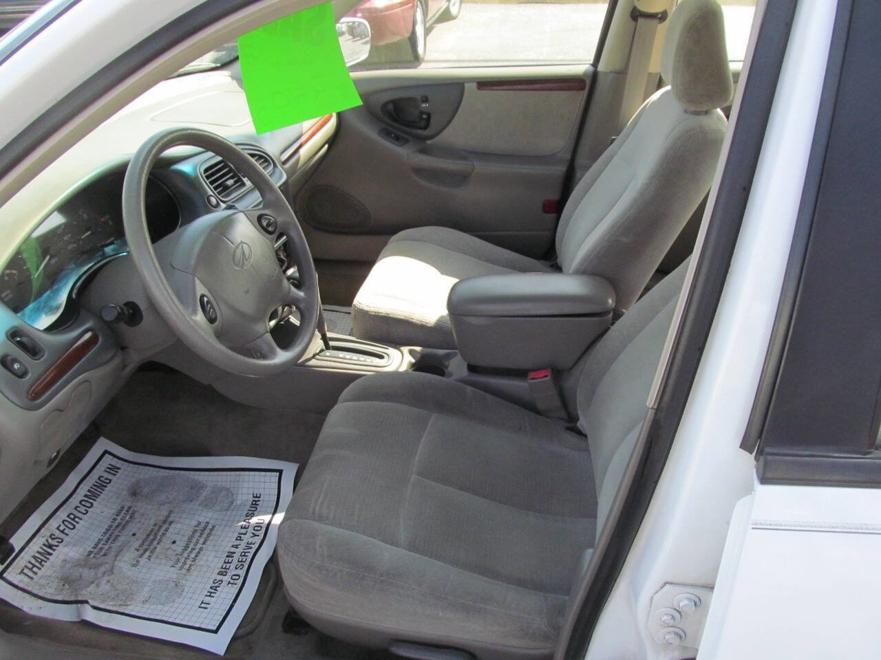 Used 1999 Oldsmobile Cutlass GL w/ Convenience Pkg image 8