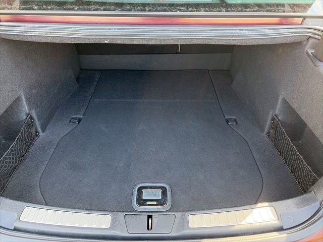 Used 2017 Lincoln Continental Select image 26