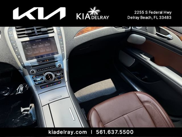 Used 2020 Lincoln MKZ Reserve w/ Luxury Package FWD image 14