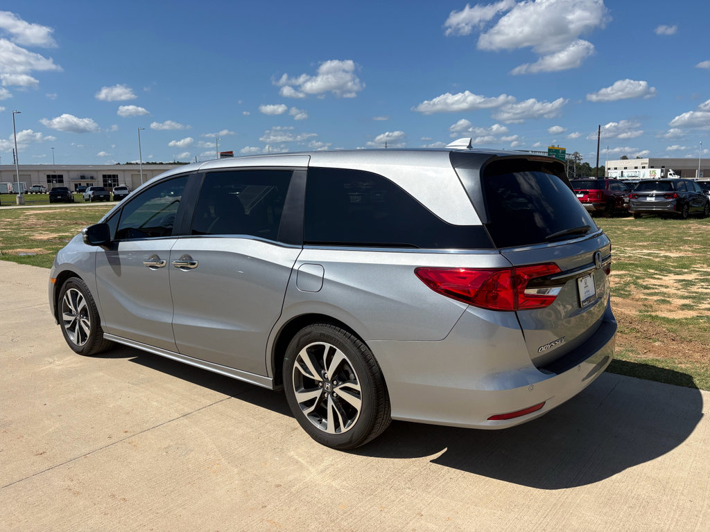 Certified 2023 Honda Odyssey Touring image 6
