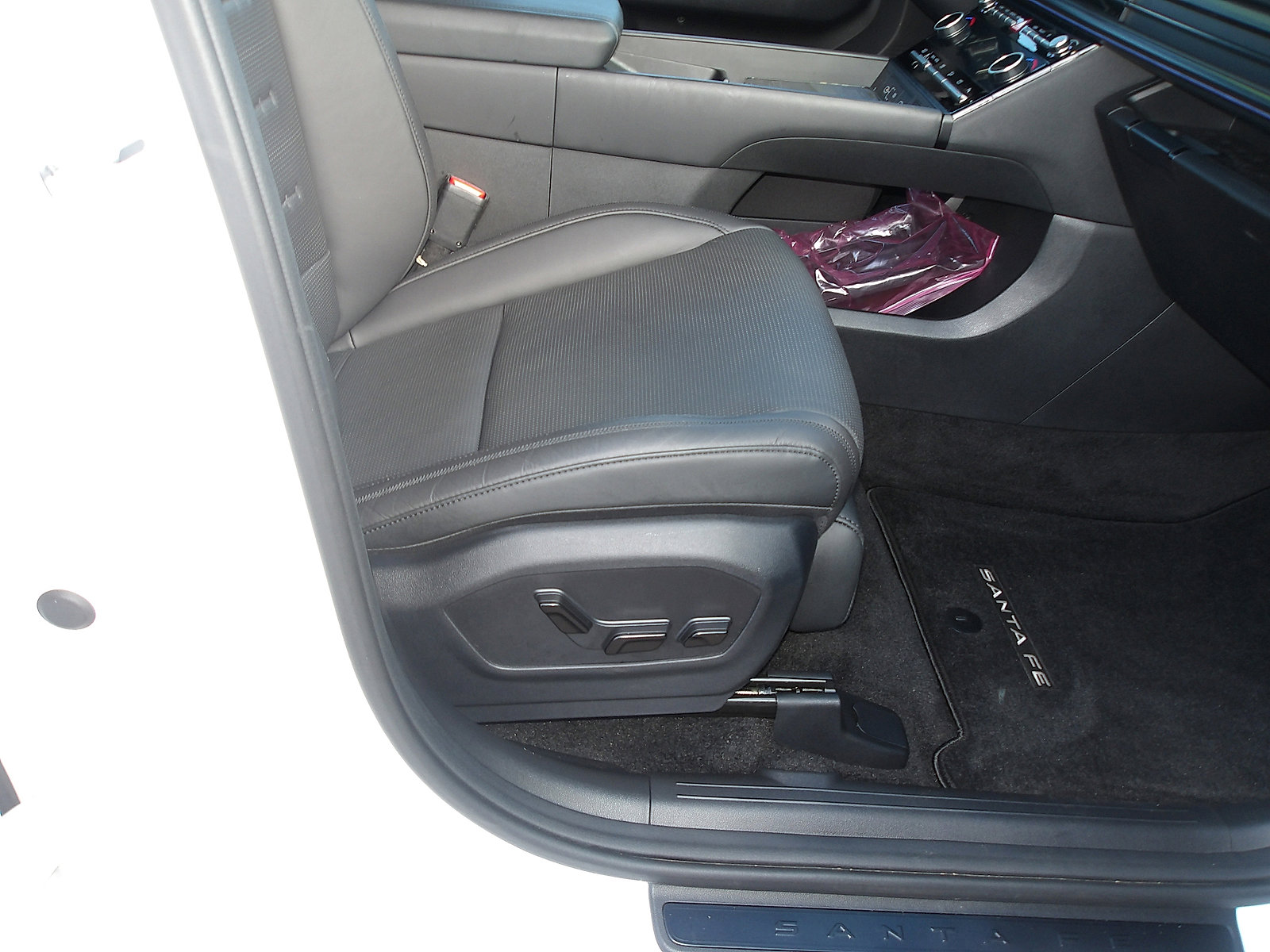 Certified 2025 Hyundai Santa Fe Calligraphy image 12