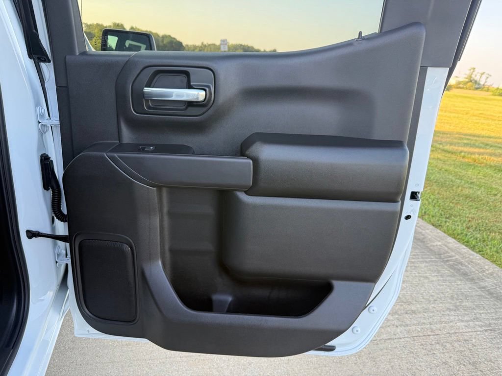 New 2026 Chevrolet Silverado 1500 Custom AWD/4WD image 18