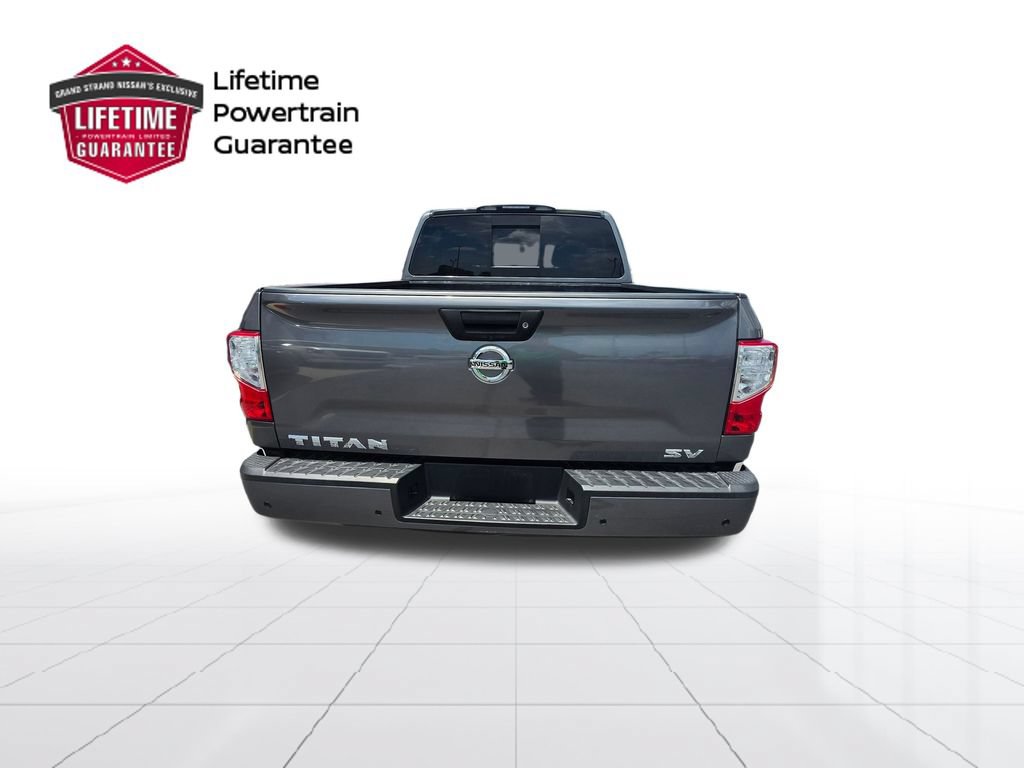 Used 2021 Nissan Titan SV w/ SV Convenience Package RWD image 8