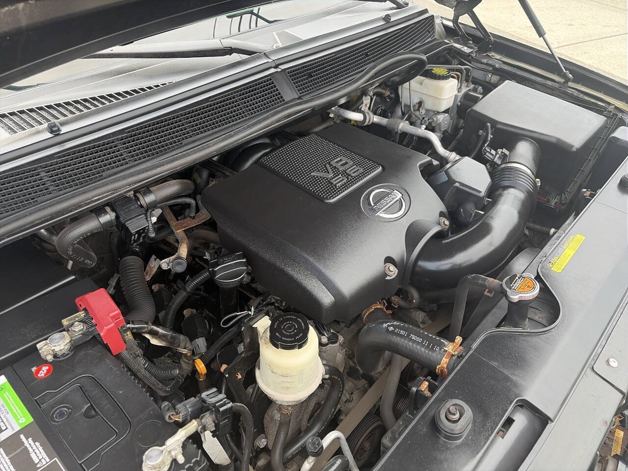Used 2011 Nissan Titan PRO-4X AWD/4WD image 12