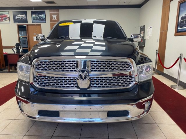 Used 2014 RAM 1500 Laramie w/ Convenience Group RWD image 8