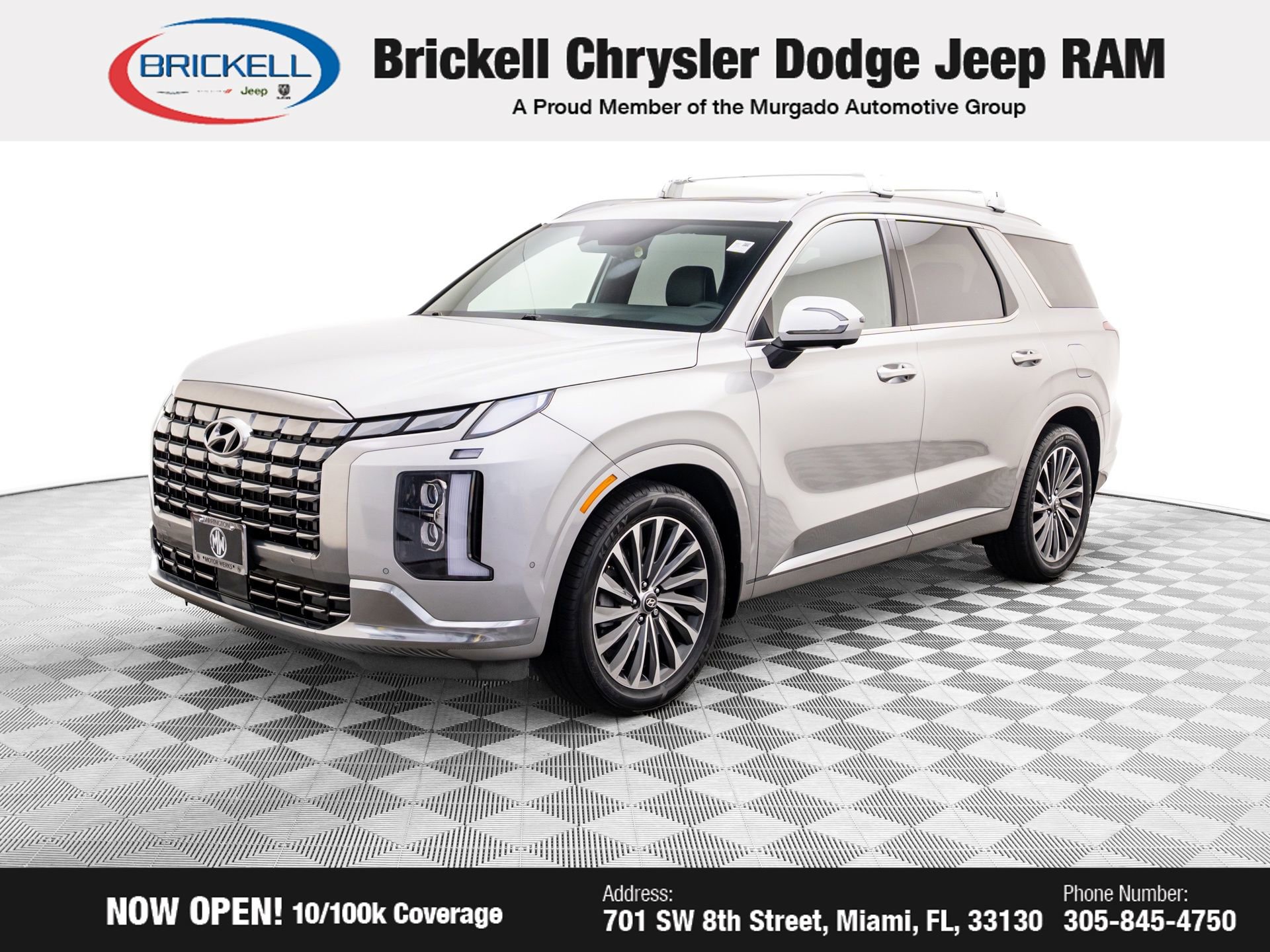 Used 2023 Hyundai Palisade Calligraphy image 1