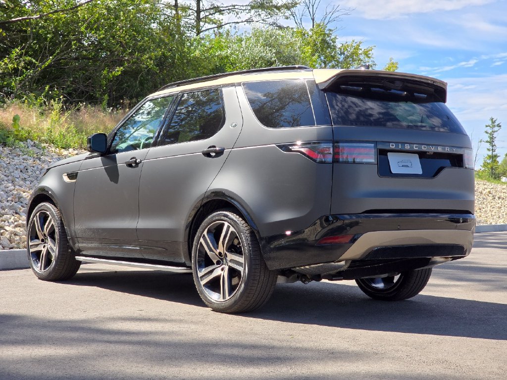 New 2026 Land Rover Discovery Limited Edition AWD/4WD image 4