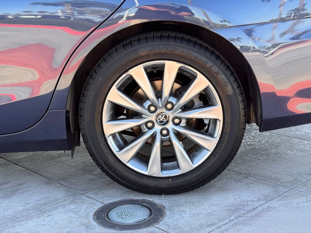 Used 2015 Toyota Camry XLE FWD image 10