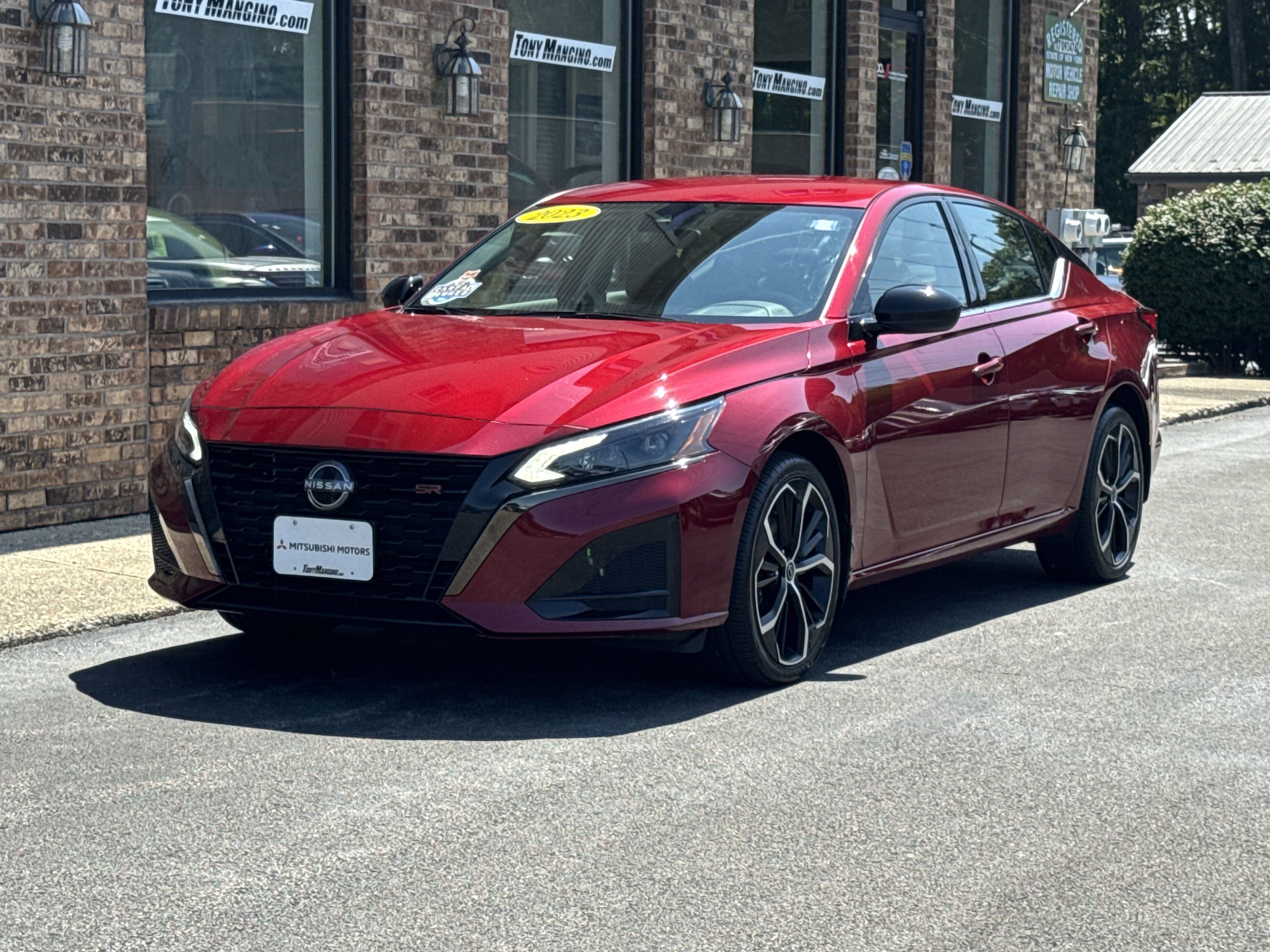 Used 2023 Nissan Altima 2.5 SR
