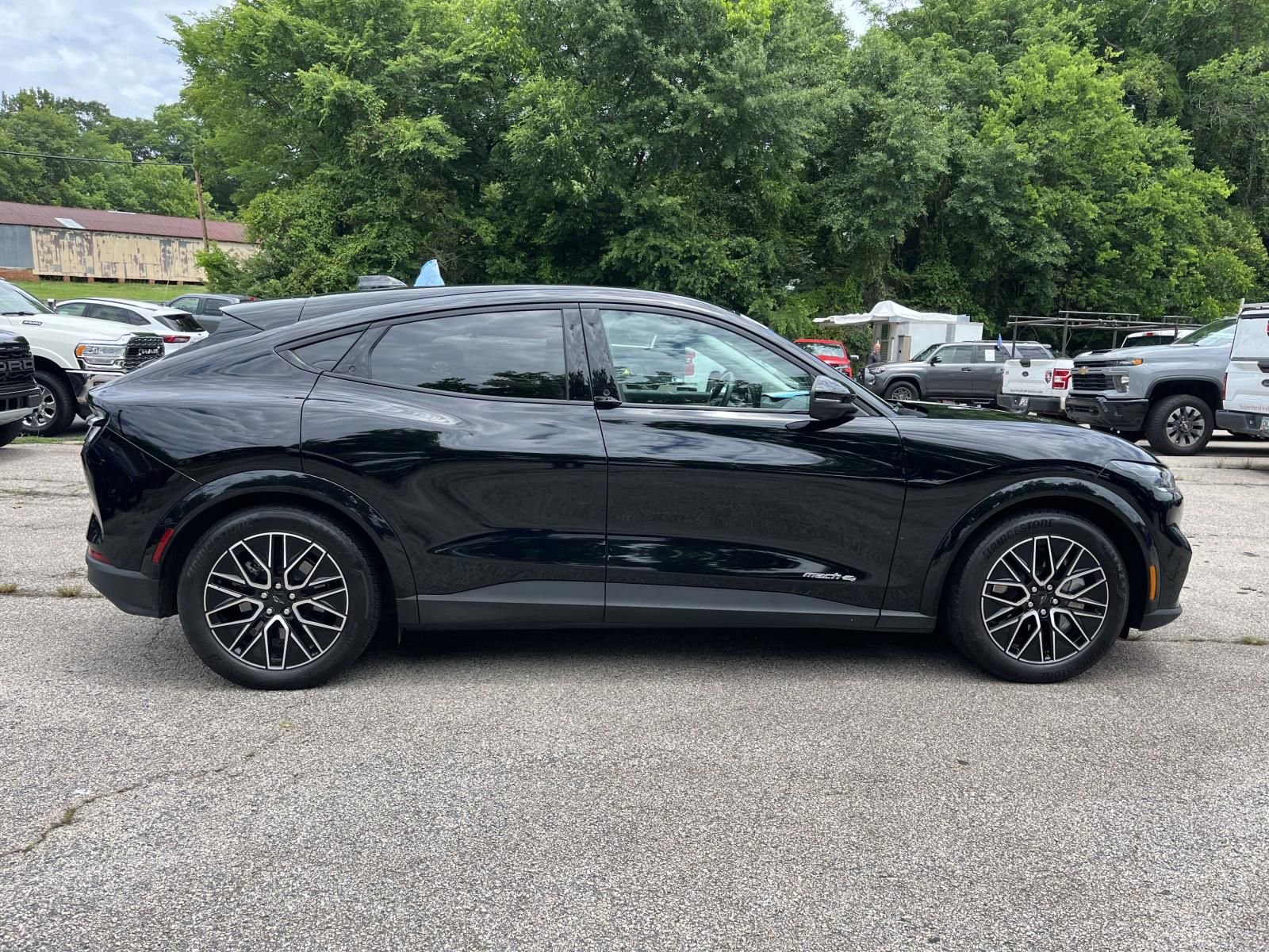 Certified 2025 Ford Mustang Mach-E Premium AWD/4WD image 2