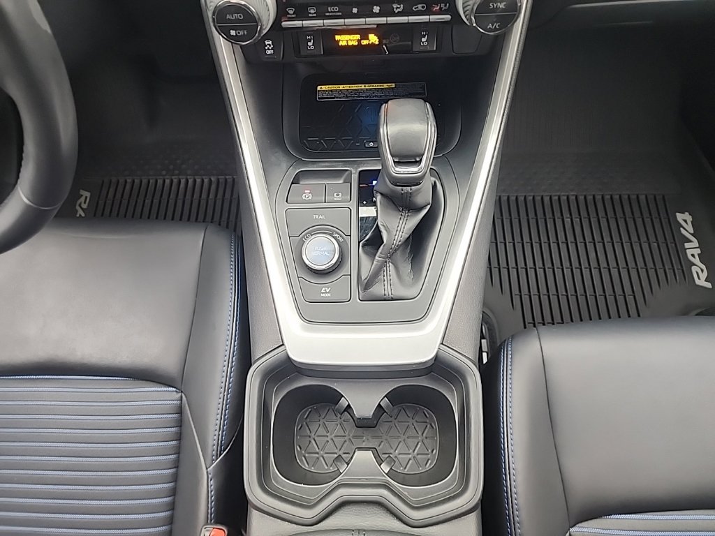 Used 2020 Toyota RAV4 XSE AWD/4WD image 23