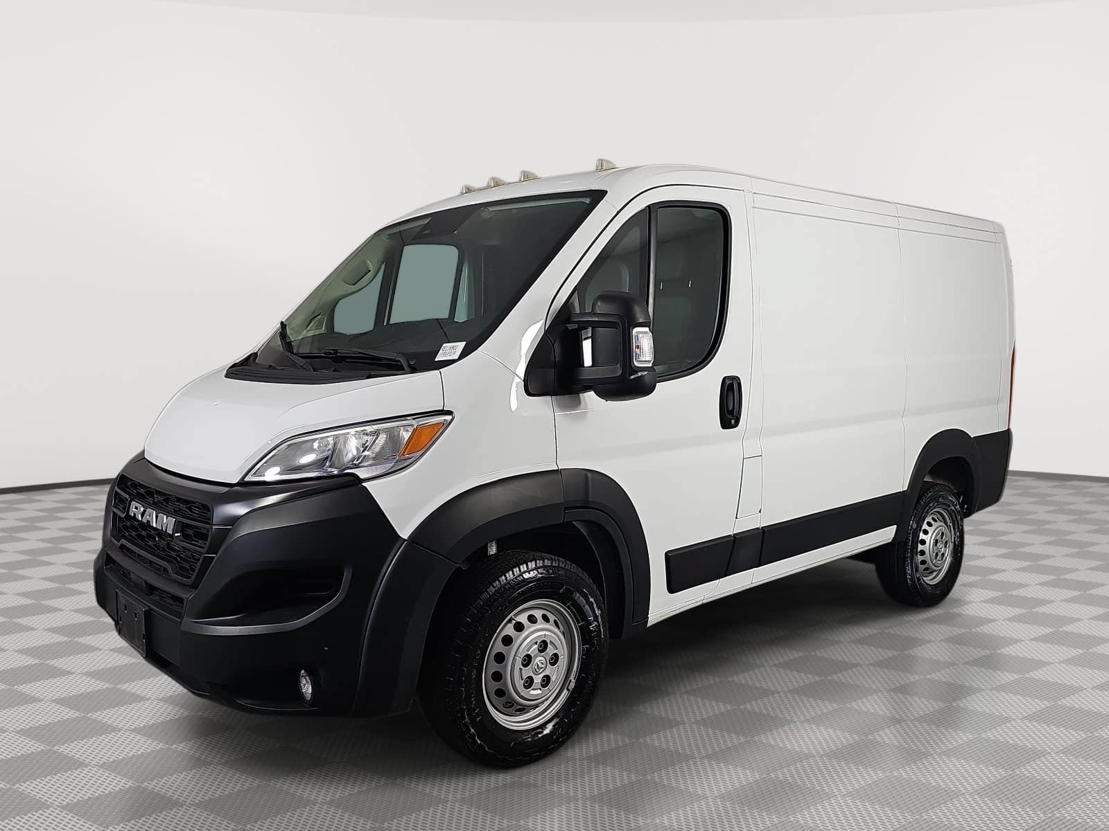 Used 2024 RAM ProMaster 1500 w/ Convenience Group FWD image 4