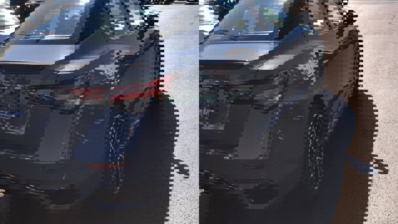 New 2025 Nissan Sentra SR w/ SR Premium Package image 8